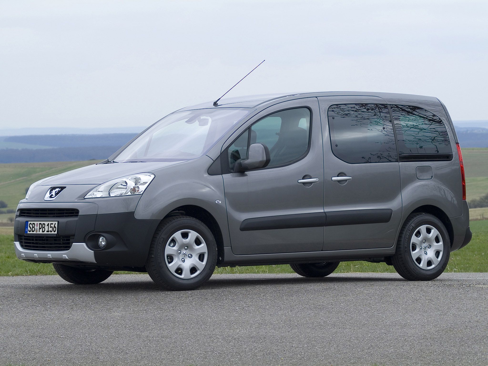 PEUGEOT PARTNER, 5 kohta